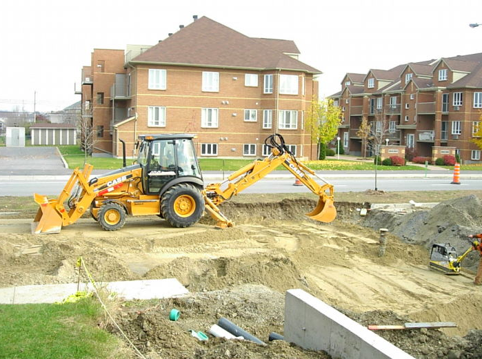 Location de machinerie lourde avec opérateur Rive-Nord de Montréal